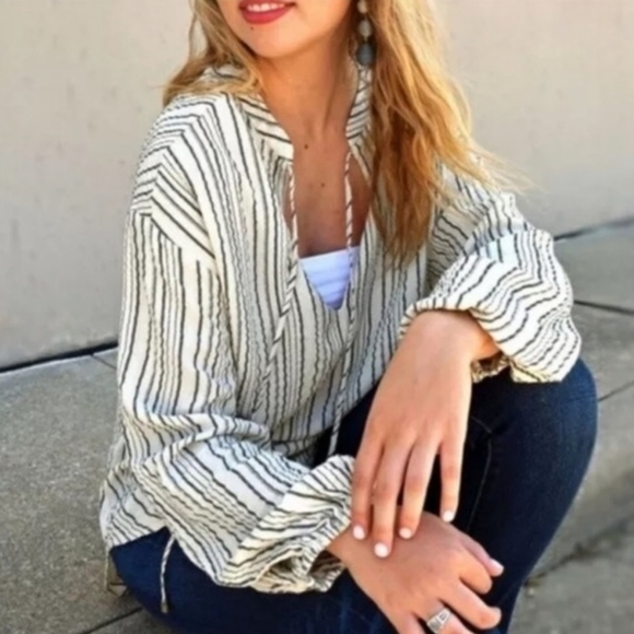 Free People Gray and White Boxy Long Sleeve Blouse - Picture 5 of 6